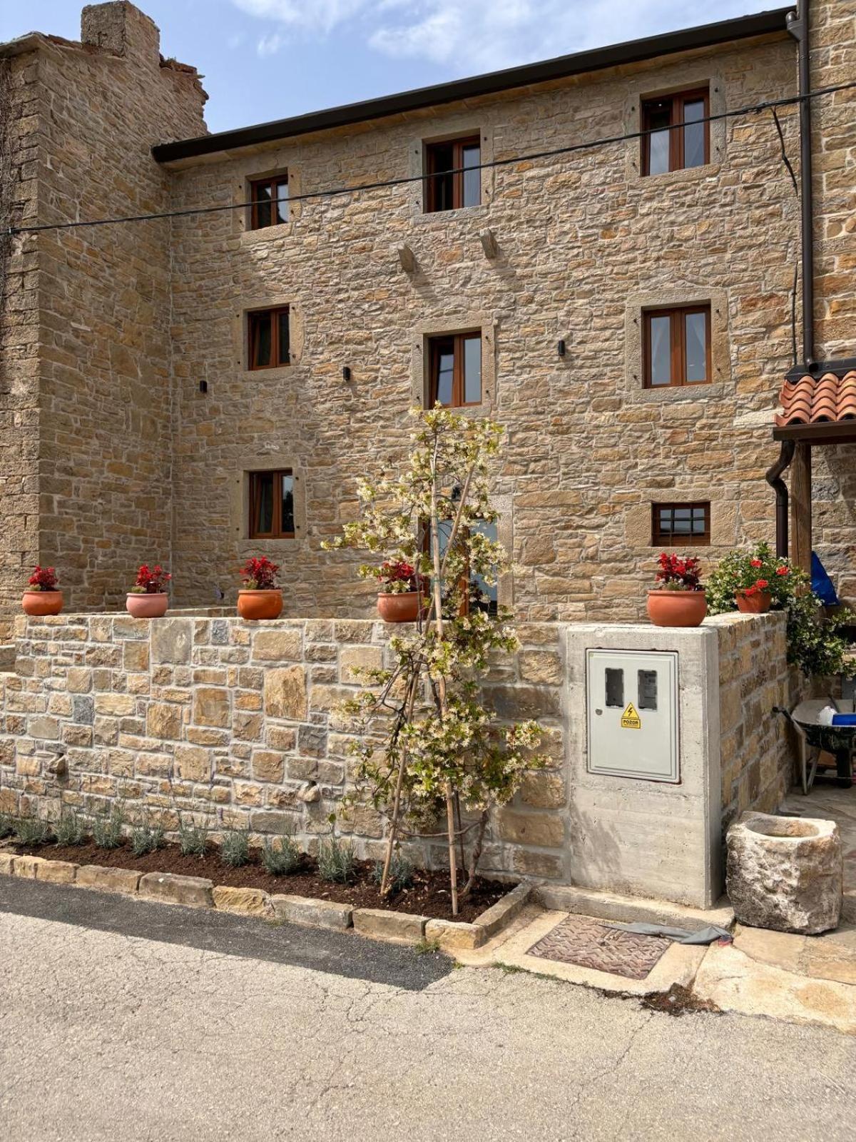 Apartments Grožnjan المظهر الخارجي الصورة